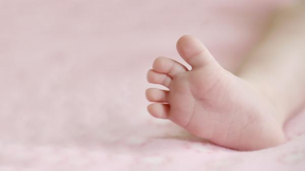 Những ngộ nhận về việc cho trẻ sinh non bú mẹ post thumbnail image
